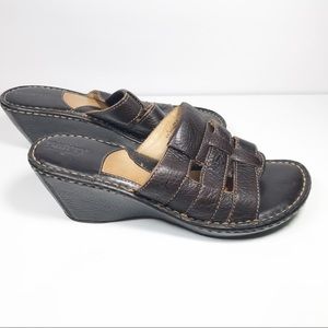 Born brown strap sandals size 9